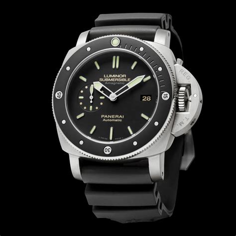 panerai luminor submersible amagnetic pam 389|pam 389 price.